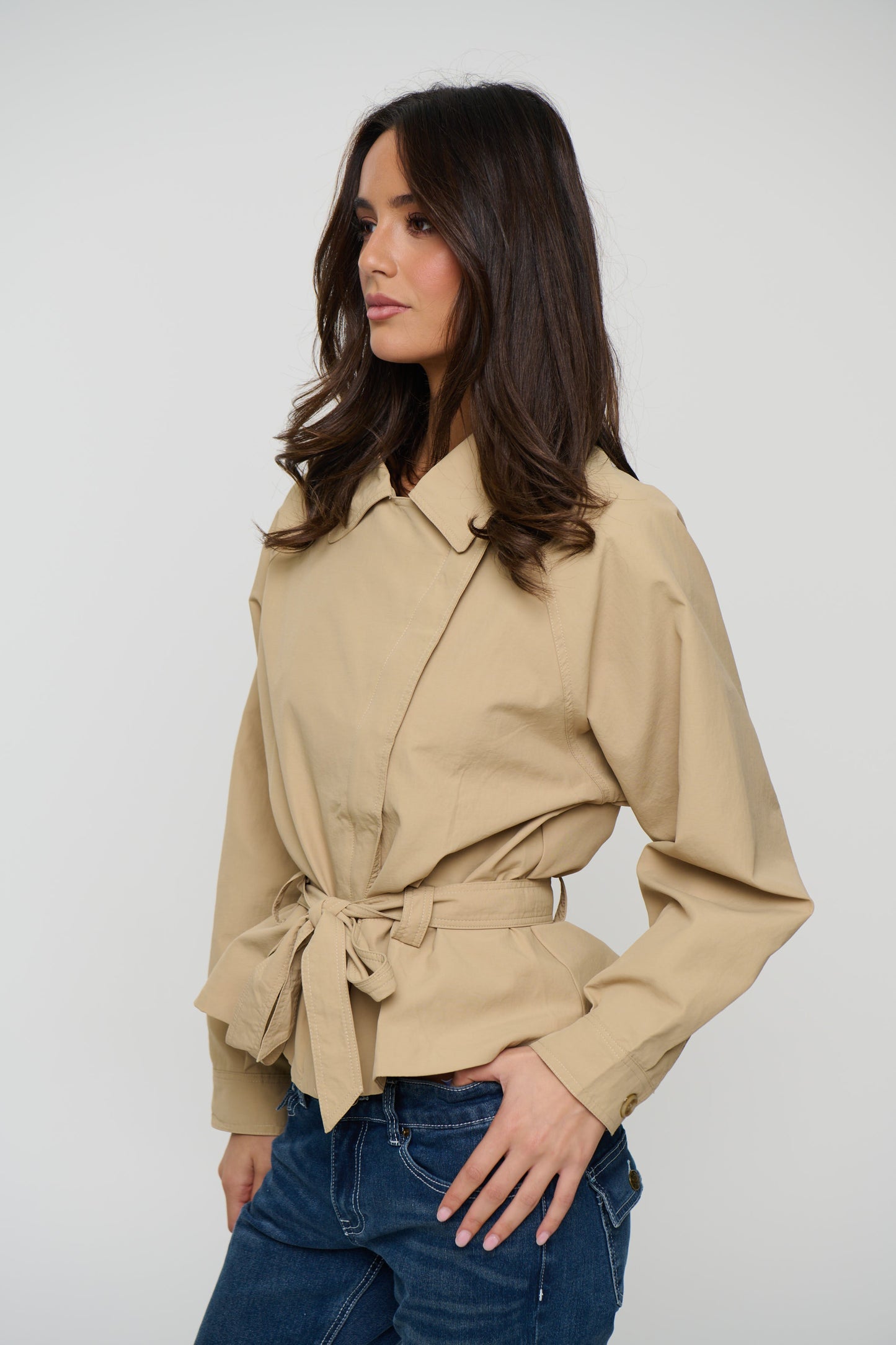 Gigi Cropped Trench Beige