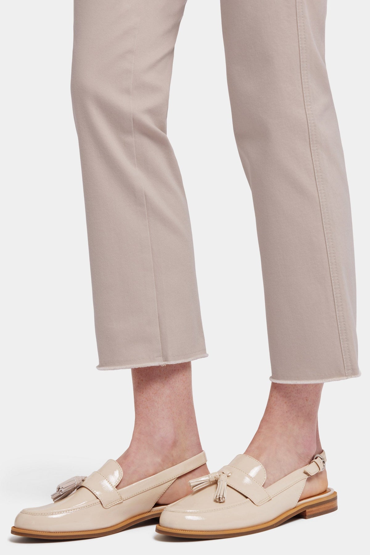 Marilyn Straight Ankle Jeans - Feather