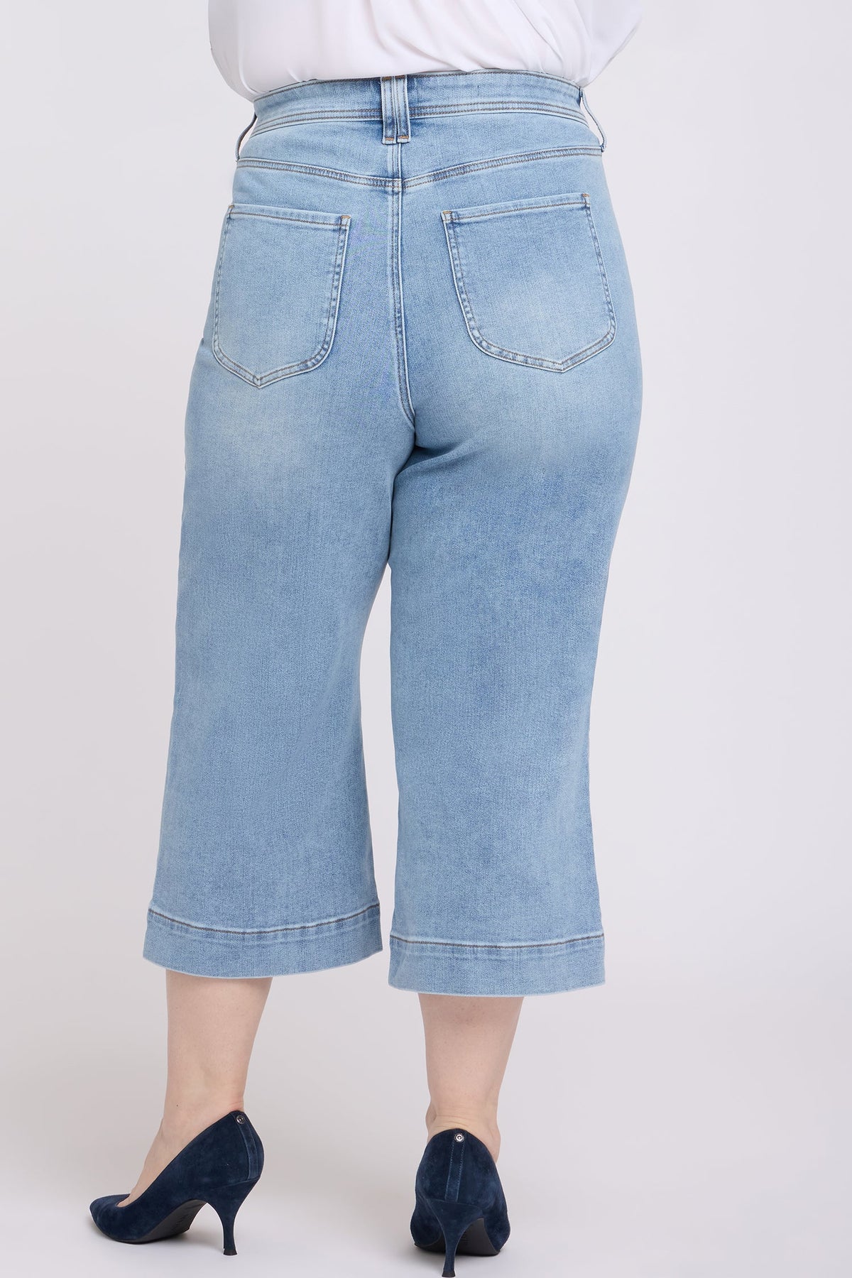 Brigitte Wide Leg Capri Jeans In Plus Size - Mist Springs
